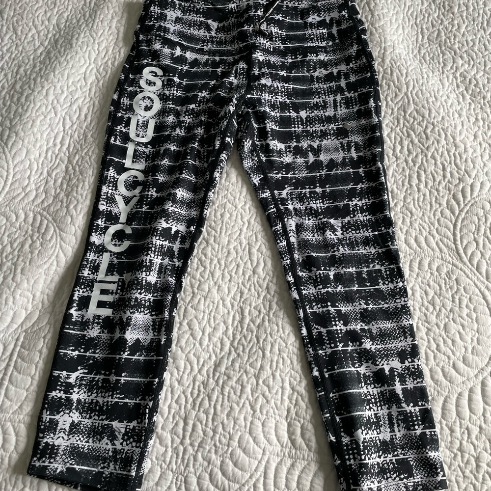 SoulCycle x Nike Crops
